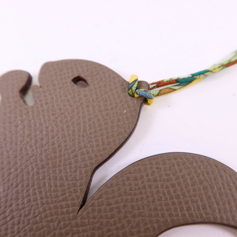 HERMES Clemence皮革Petit H Squirrel Charm掛飾-8
