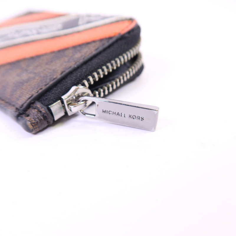 Michael Kors 牛皮皮革Wallet銀扣卡片套-5