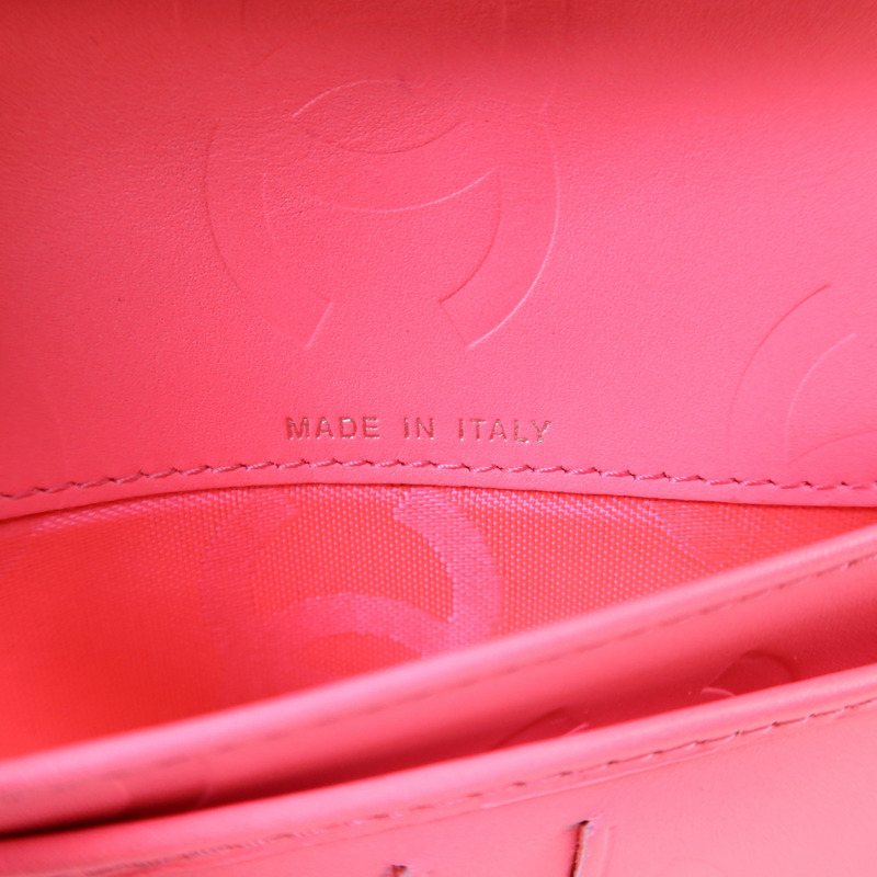 CHANEL 牛皮皮革Cambon Wallet長錢包-17