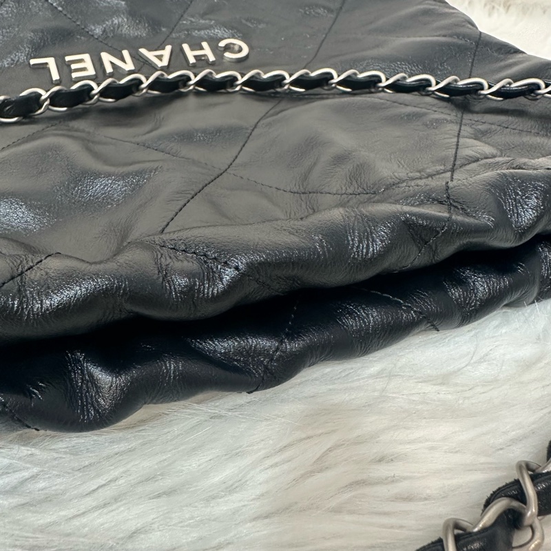 Chanel AS3260 黑皮銀鏈22bag 小號-26