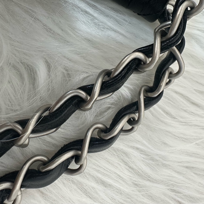 Chanel AS3260 黑皮銀鏈22bag 小號-45