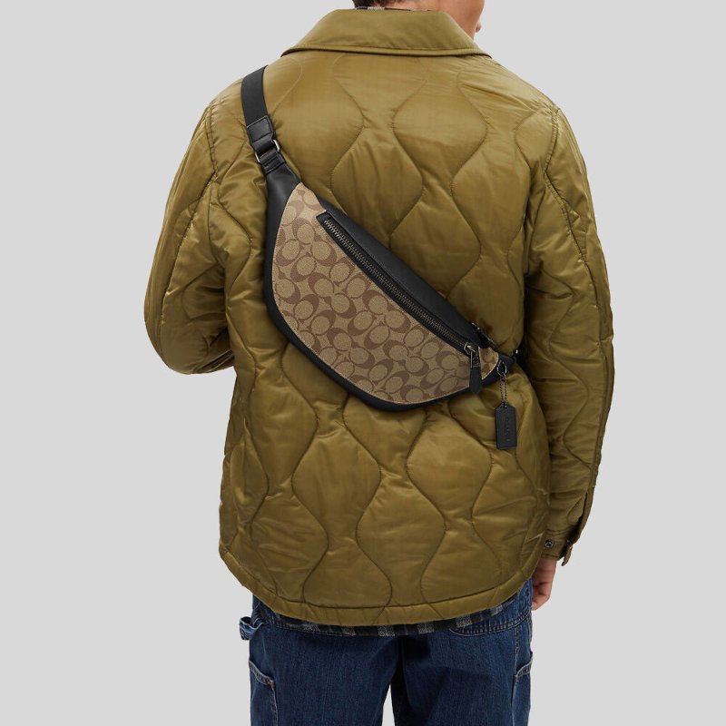 【COACH】經典滿版LOGO腰包-卡其黑-3