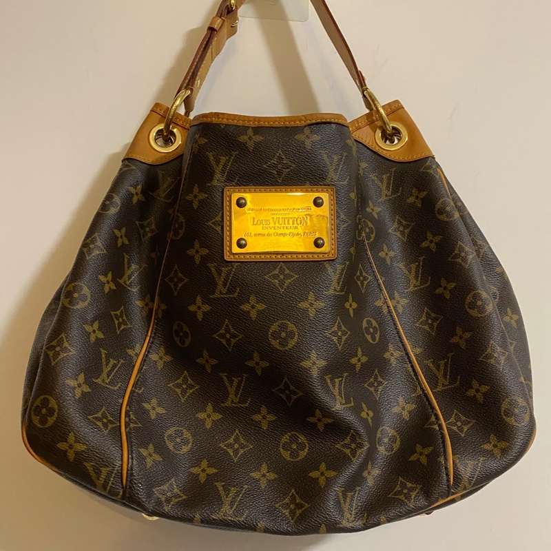 LV 蠻新 使用痕跡 肩背包 單肩包 大包 大容量 磁扣 托特包 南瓜包-0