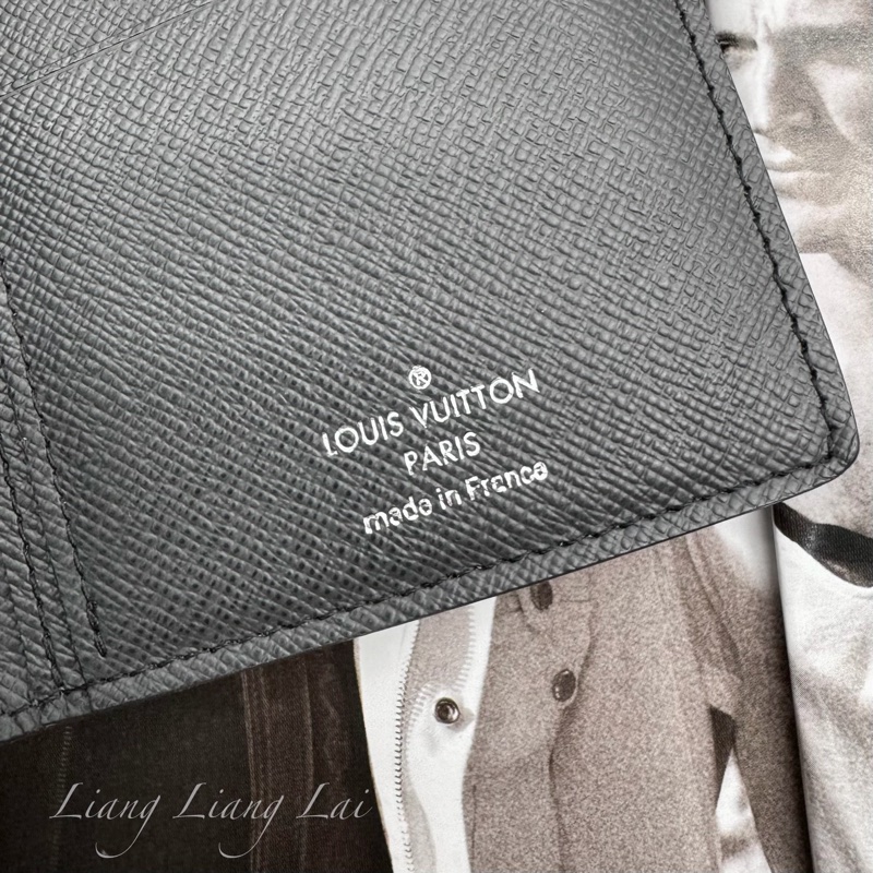 LOUIS VUITTON LV 經典 Taiga 皮革墨黑色長夾-2