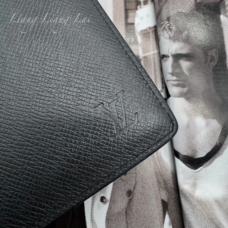 LOUIS VUITTON LV 經典 Taiga 皮革墨黑色長夾-4