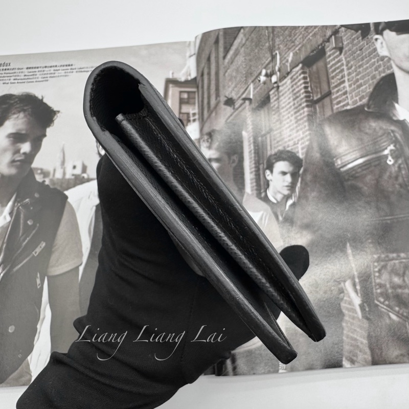 LOUIS VUITTON LV 經典 Taiga 皮革墨黑色長夾-17