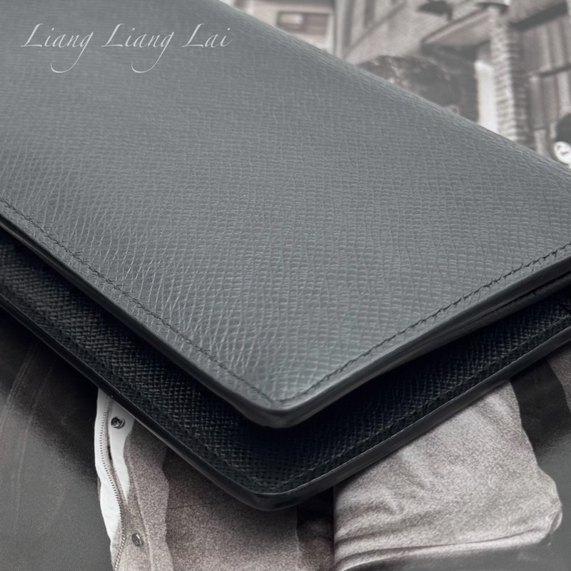 LOUIS VUITTON LV 經典 Taiga 皮革墨黑色長夾-21
