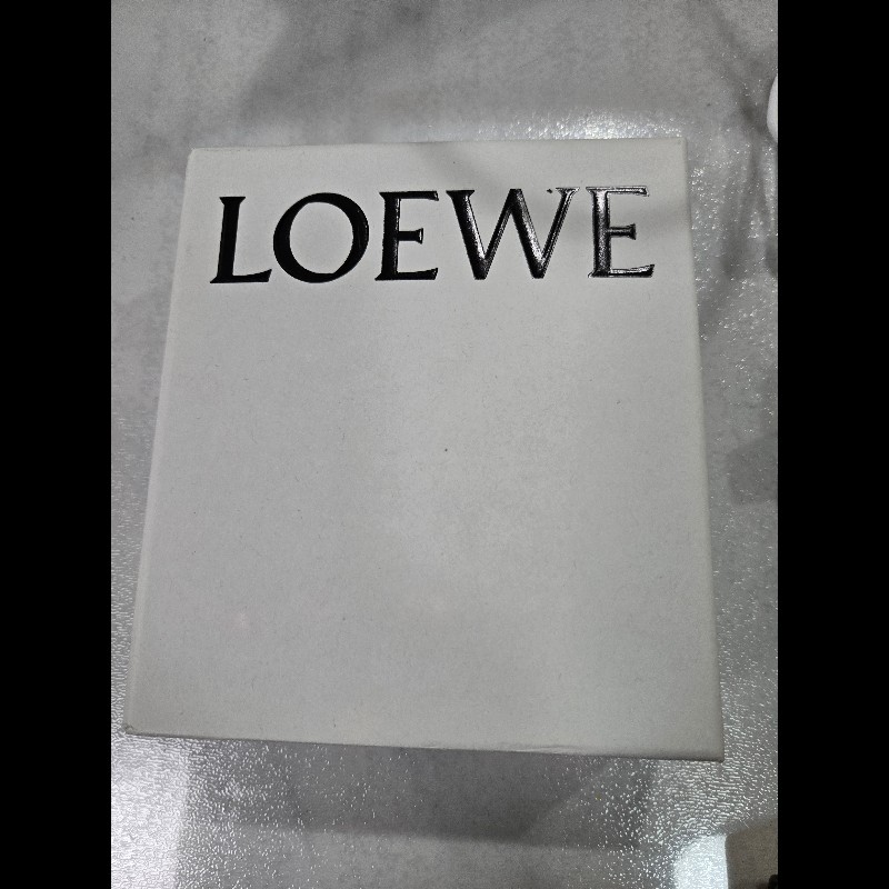 LoeweLOEWE餅乾色 柔軟粒面小牛皮小型拉鍊皮夾 Compact Zip Wallet-10