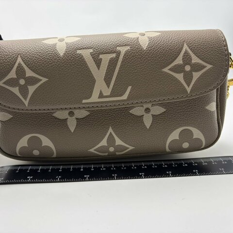 路易威登 Wallet On Chain Ivy 手袋