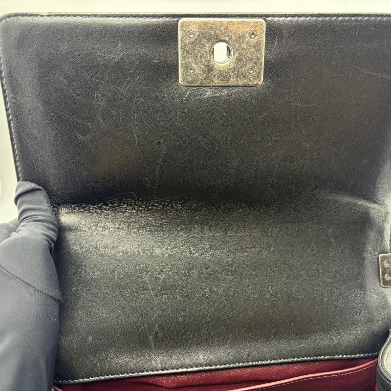 香奈兒 Boy Chanel 系列口蓋包-1