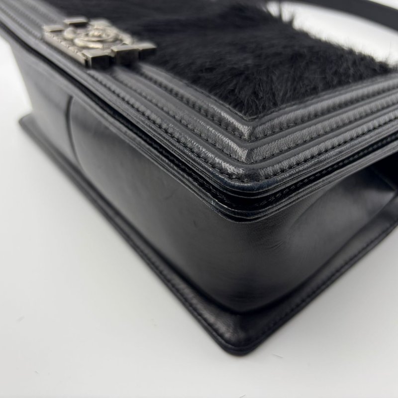 香奈兒 Boy Chanel 系列口蓋包-8