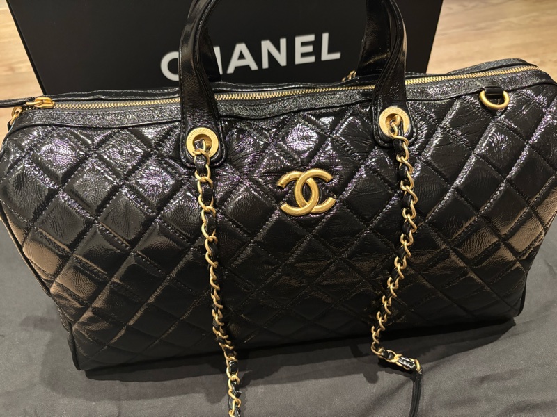 Chanel 油蠟小牛皮 Maxi 保齡球包 AS5647-1