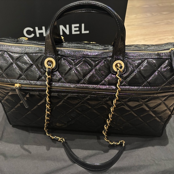 Chanel 油蠟小牛皮 Maxi 保齡球包 AS5647-6