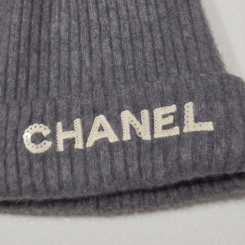 禮物～ Chanel香奈兒經典珠片刺繡logo灰色100%Cachemire羊毛針織帽/ 冷帽/ 保暖帽/ 超厚毛帽-2