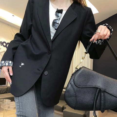 Dior Saddle系列磁性翻蓋粒面觸感牛皮黑色全皮馬鞍斜背包胸包25*16*4.5  98新配件塵袋