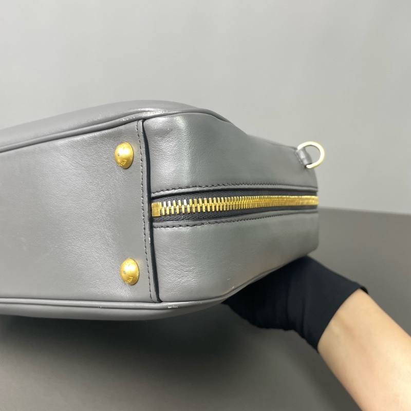 Prada 灰色復古保齡球公事包30*18*8.5 98新塵袋肩帶保卡-6