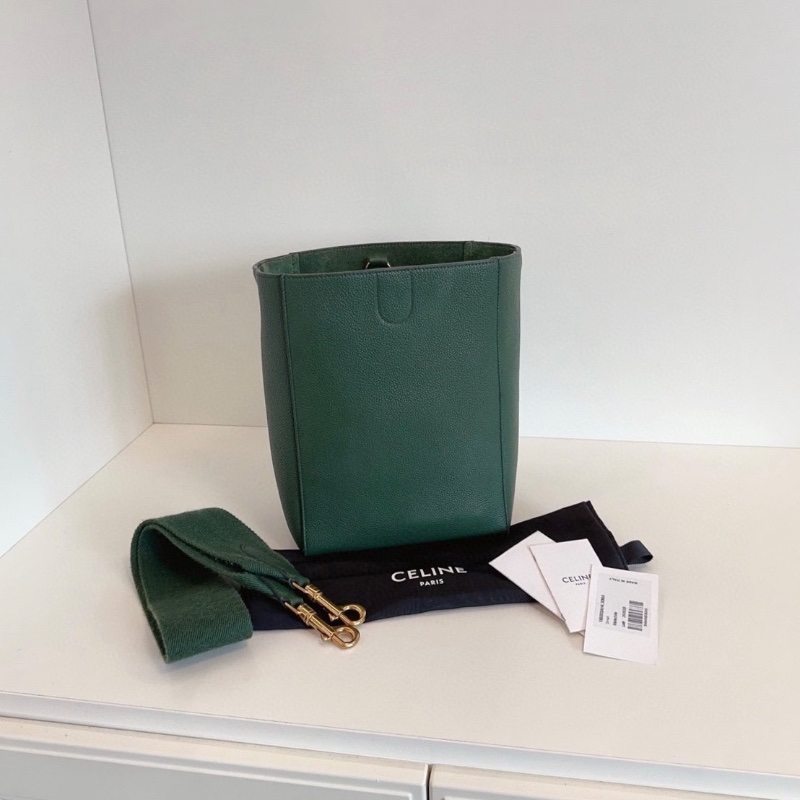 Celine Sangle Bucket全皮水桶包 亞馬遜綠金扣 小號 顆粒牛皮18*25*12  98新配件塵袋-5