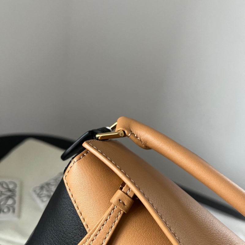 loewe mini puzzle 黑色拼焦糖色18*8*12.5 99新配件塵袋-6