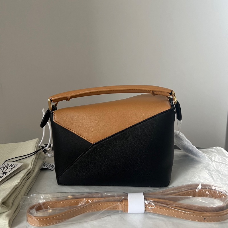 loewe mini puzzle 黑色拼焦糖色18*8*12.5 99新配件塵袋-8