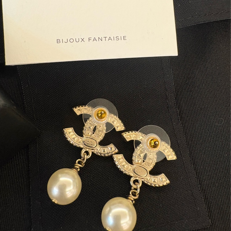 香奈兒Chanel 經典淡金色雙C碎鑽 珍珠耳環 針式耳環-4