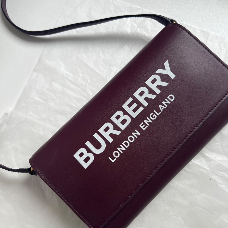Burberry酒紅色信封包 20.5*12.5*2 99新配件塵袋-7