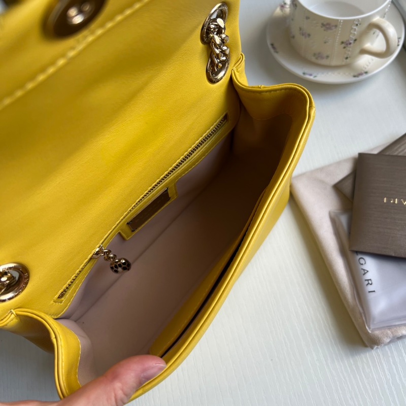 Bvlgari泡芙包Serpenti Cabochon系列蛇頭鏈條包 21*15*7 98新配件雨衣保卡塵袋-4