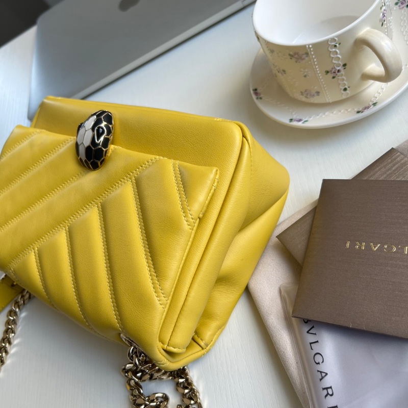 Bvlgari泡芙包Serpenti Cabochon系列蛇頭鏈條包 21*15*7 98新配件雨衣保卡塵袋-7