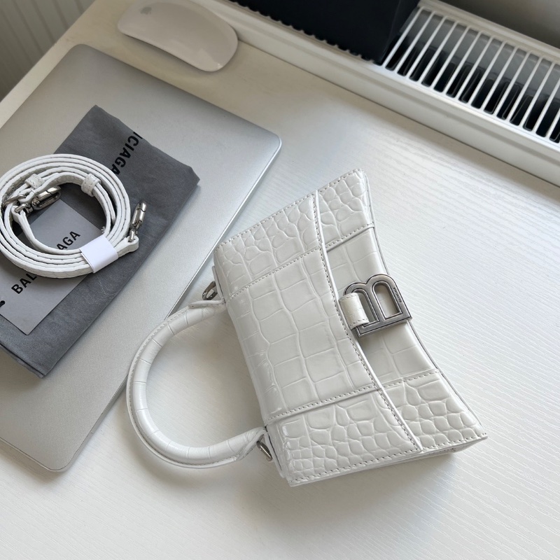 balenciaga沙漏包xs號 鰐魚壓紋19*13*8cm 全新閒置塵袋肩帶-3