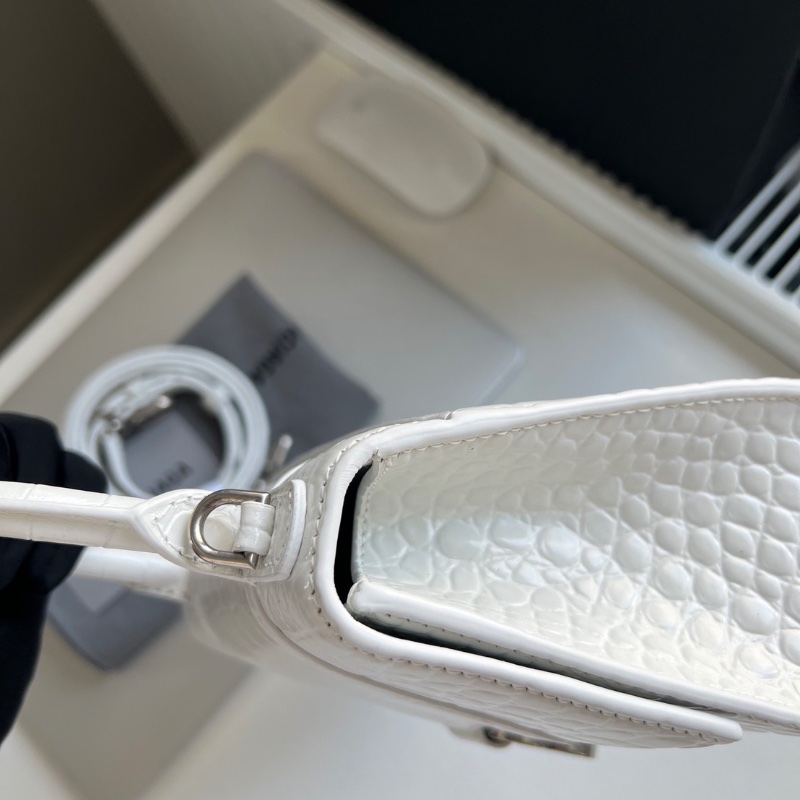 balenciaga沙漏包xs號 鰐魚壓紋19*13*8cm 全新閒置塵袋肩帶-6