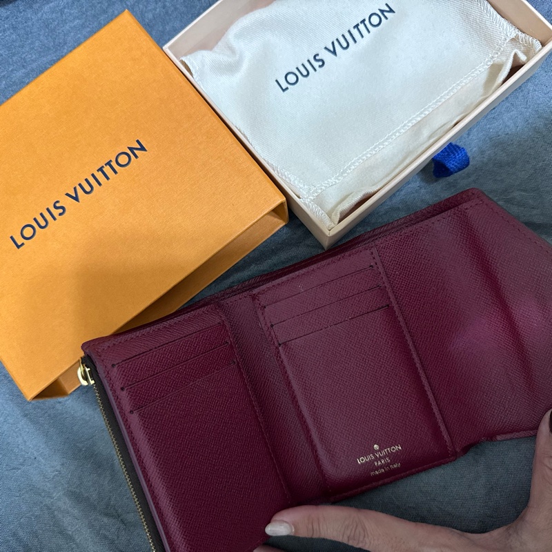 LV短夾（桃紅內裡）-2