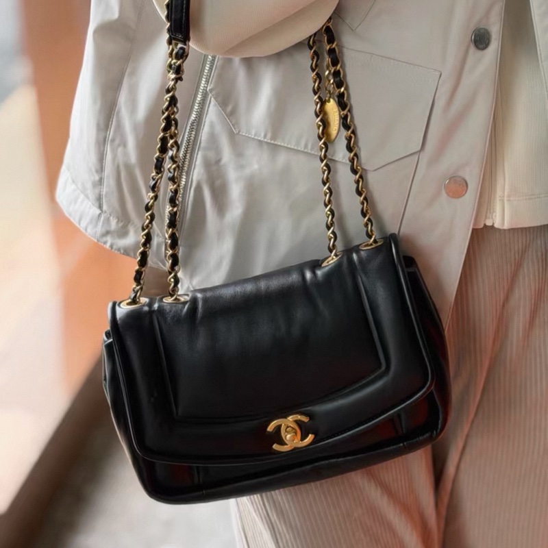 Chanel 黑金雲朵泡芙-3