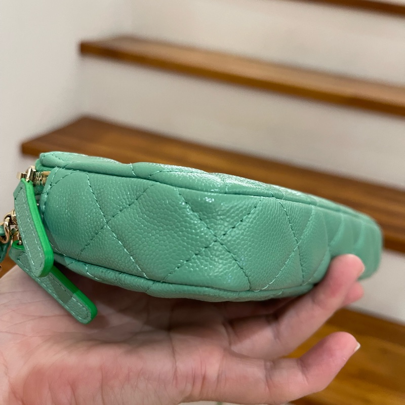 Chanel相機包 牛皮woc 放的下手機-2