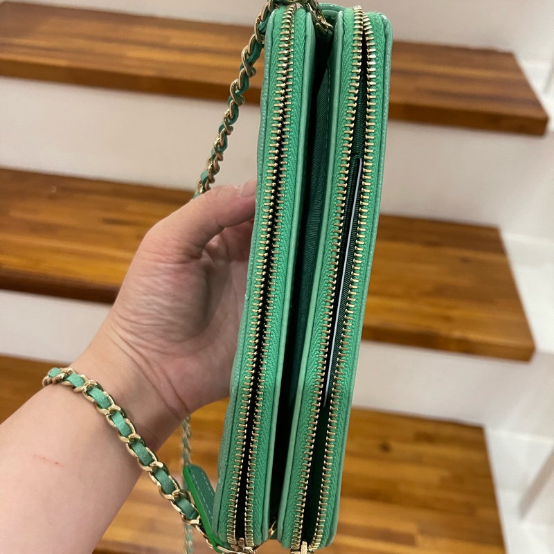 Chanel相機包 牛皮woc 放的下手機-14