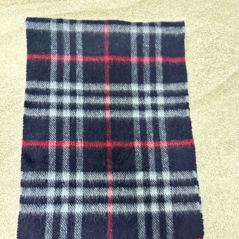 BURBERRY海軍藍格紋羊絨圍巾✨ 過年清倉便宜售～-11
