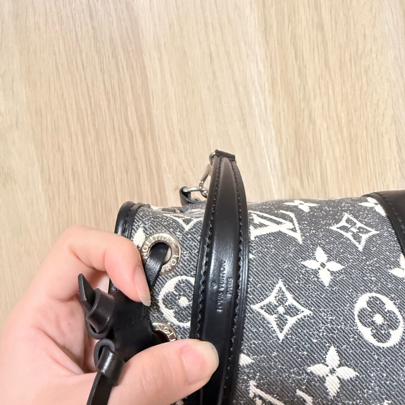 Louis Vuitton Louis Vuitton 經典NANO NOE單寧牛仔帆布束口肩背水桶包(迷你/灰)-14