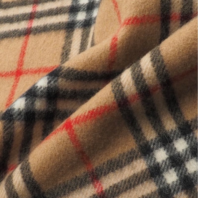BURBERRY經典格紋羔羊毛圍巾✨-3