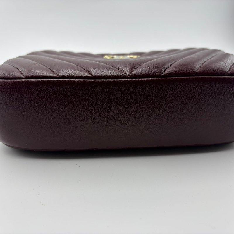 香奈兒 V 紋相機包-10