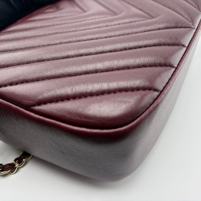 香奈兒 V 紋相機包-11