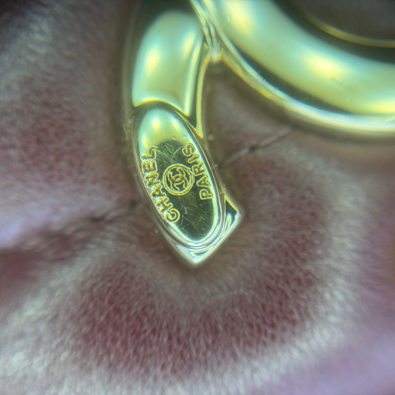 香奈兒 V 紋相機包-21