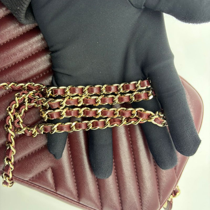 香奈兒 V 紋相機包-23