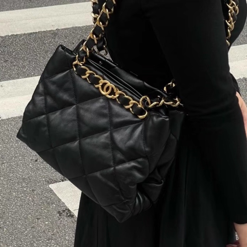 慵懶氣質風💎99新🆕Chanel香奈兒黑金菱格紋托特單肩手提包-6