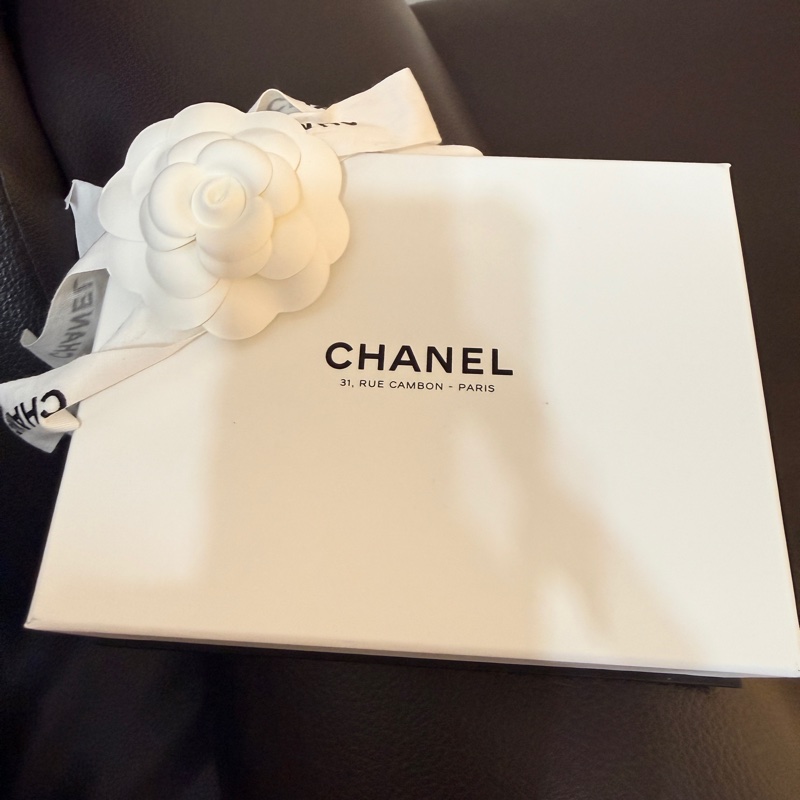 Chanel 最新款 26P銀 超好用L短夾 全新-4