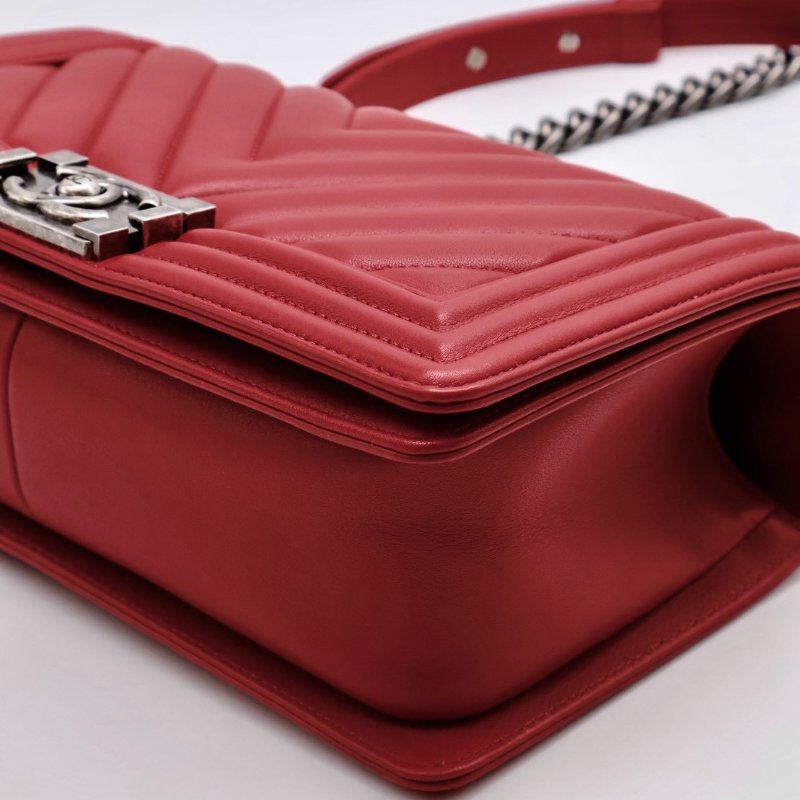 CHANEL Boy25 V紋牛皮口蓋包 - 紅銀22開-11