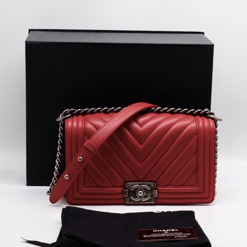 CHANEL Boy25 V紋牛皮口蓋包 - 紅銀22開-15
