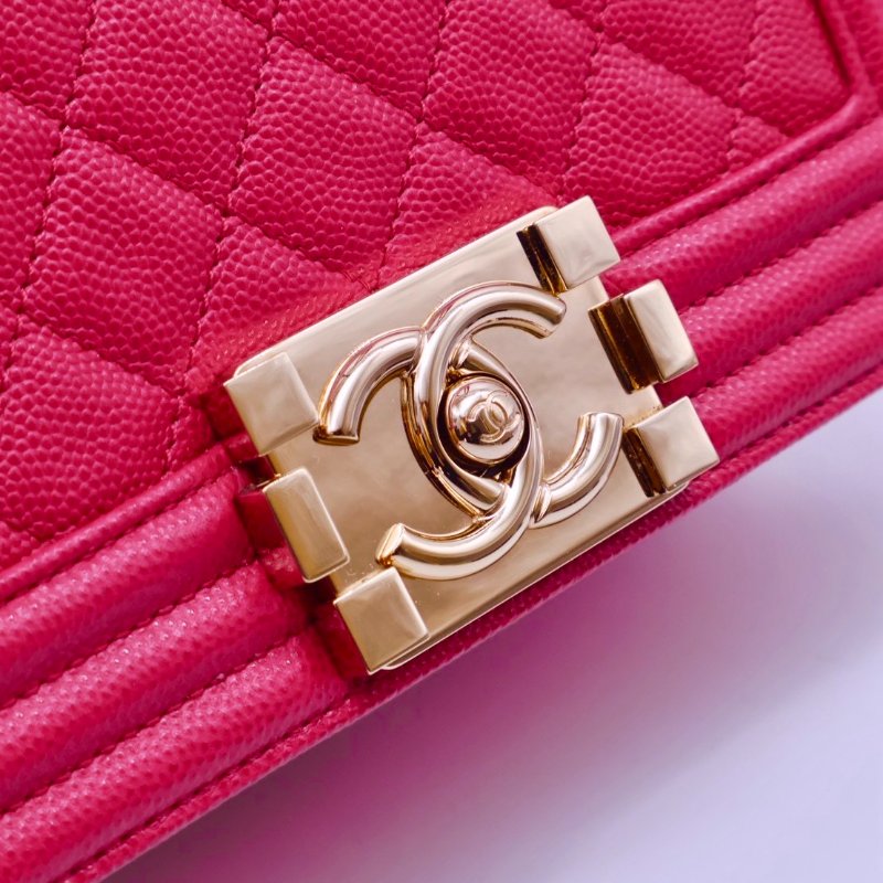 CHANEL Boy20 粒面牛皮口蓋包 - 桃紅金23開-7