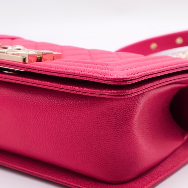 CHANEL Boy20 粒面牛皮口蓋包 - 桃紅金23開-13