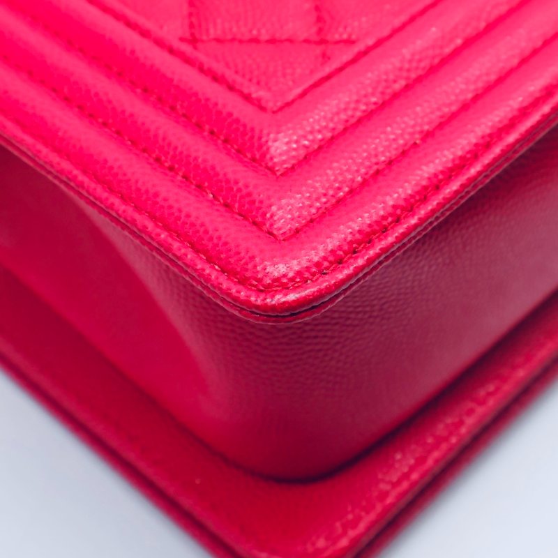 CHANEL Boy20 粒面牛皮口蓋包 - 桃紅金23開-16