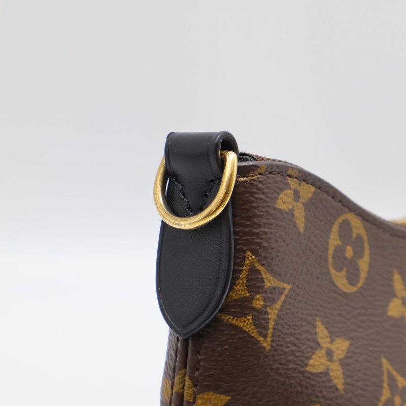 LOUIS VUITTON Boulogne牛角包 - PM黑-8
