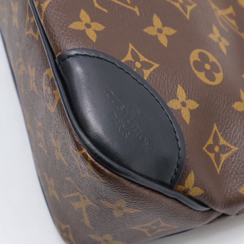 LOUIS VUITTON Boulogne牛角包 - PM黑-12