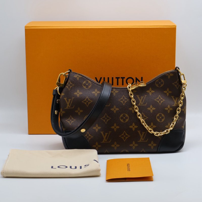 LOUIS VUITTON Boulogne牛角包 - PM黑-16